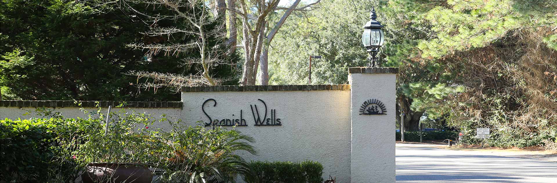 Spanish Wells Hilton Head Community Sign